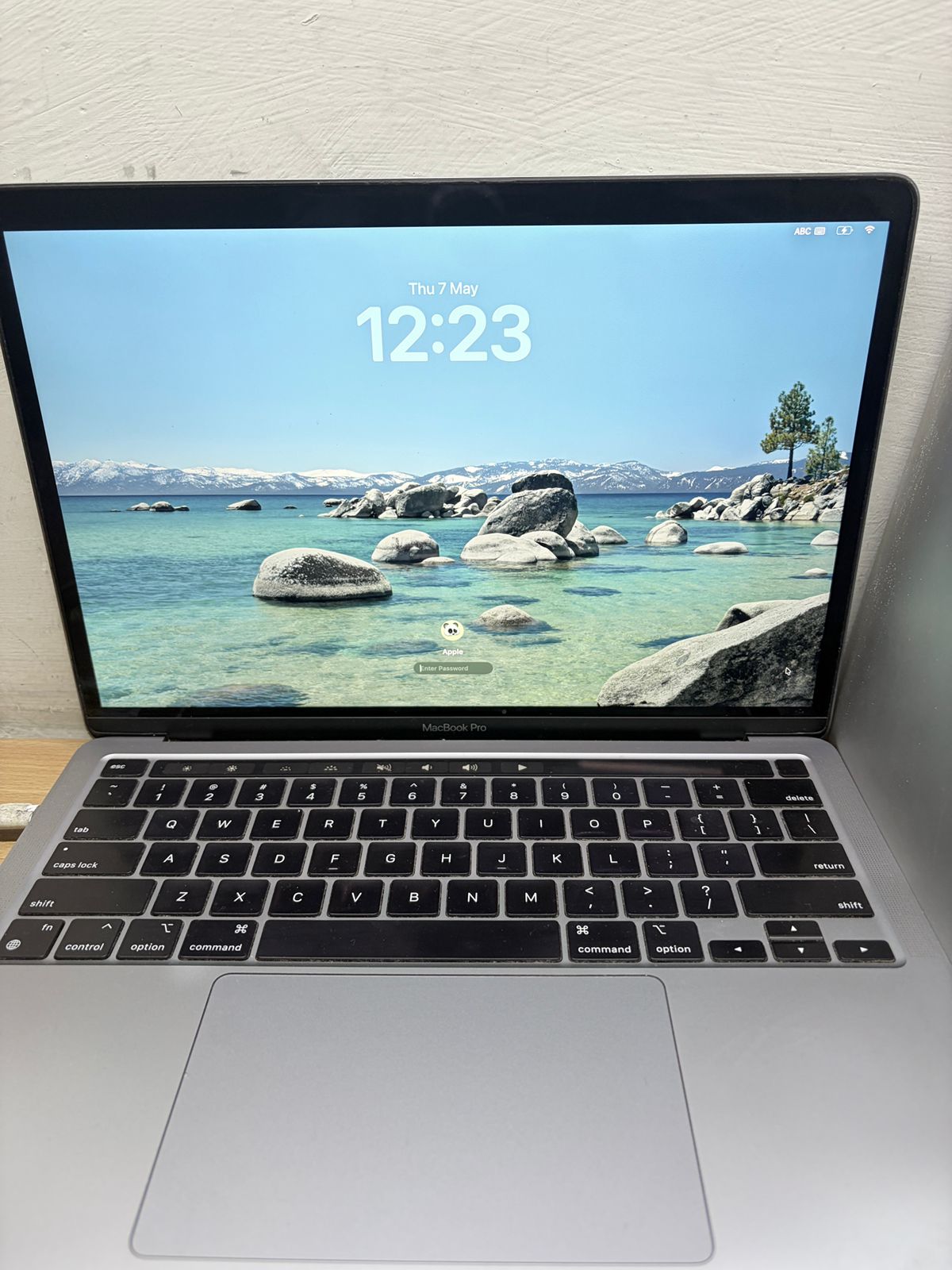 Apple MacBook Pro A2338 (M1) Refurbished